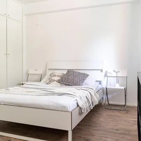 1 Bedroom With Balcony In Tapiola! Espoo